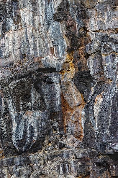 Jones, Adam 아티스트의 Pattern in rock cliffs of Genovesa Island-Galapagos Islands-Ecuador작품입니다.